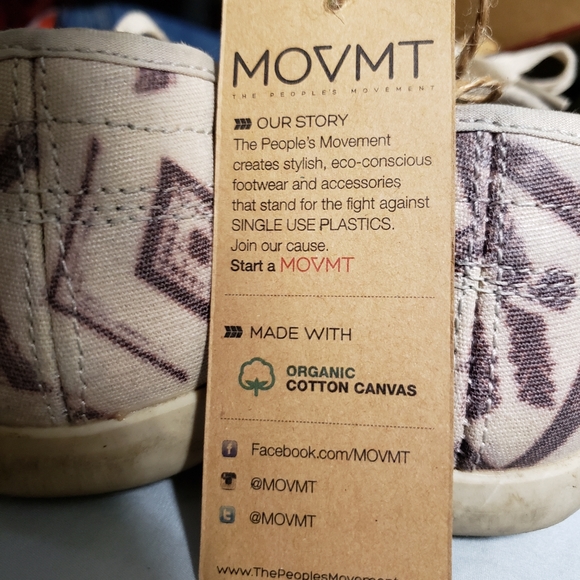 "Movmt" native am. pattern/design sz 11 mens shoes - Picture 4 of 9
